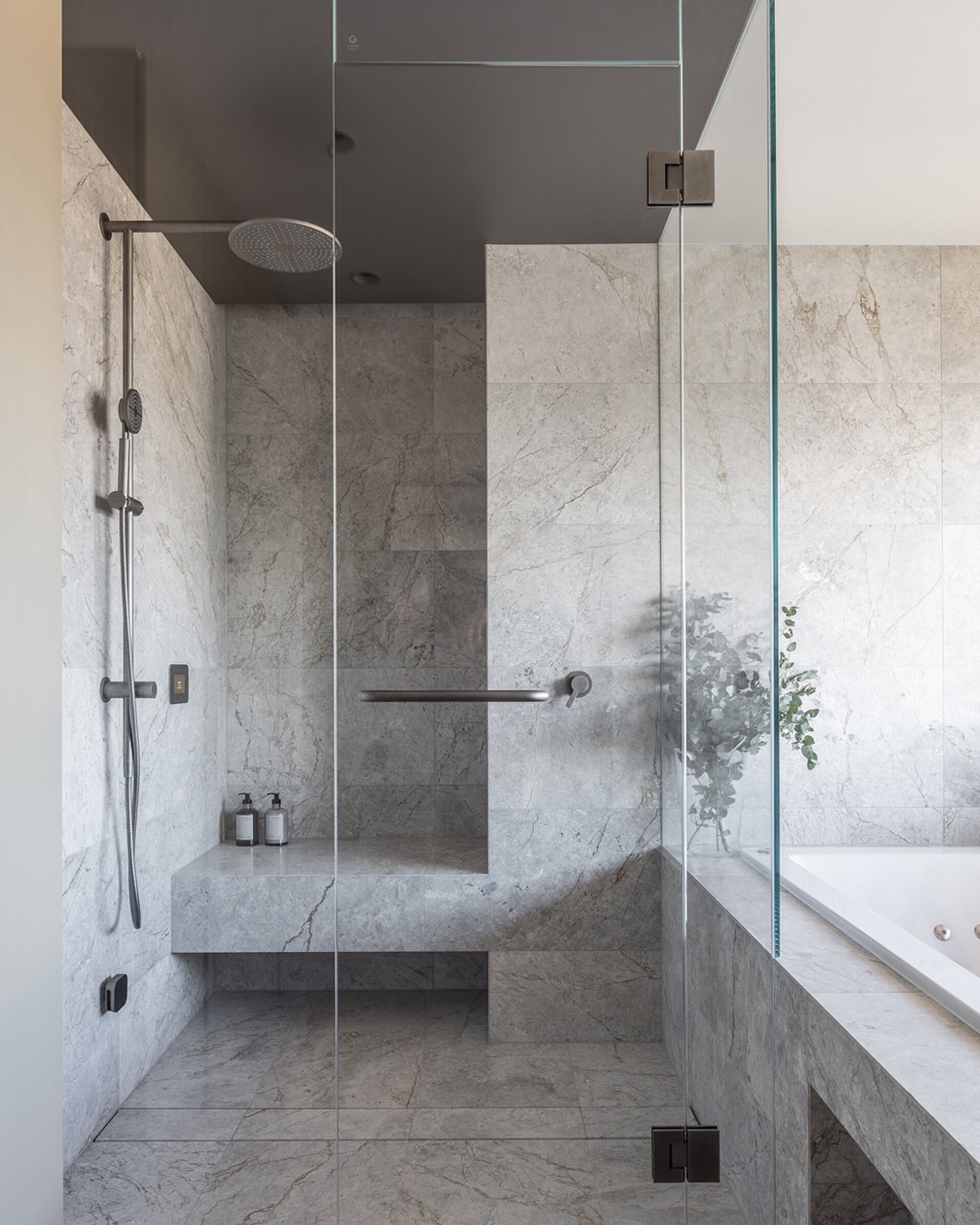 Ledo Bathroom Shower - RMS Marble